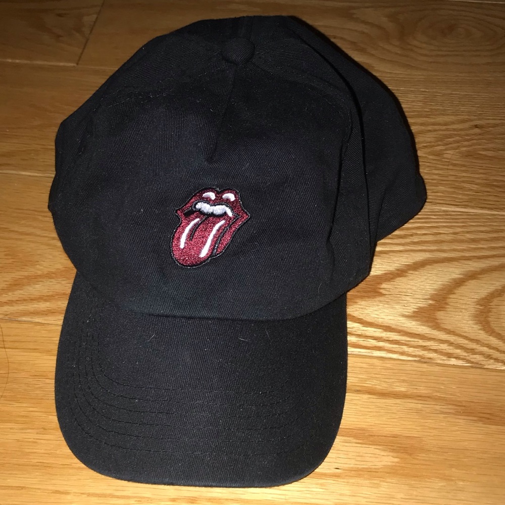 Black & Red ROLLING STONES hat